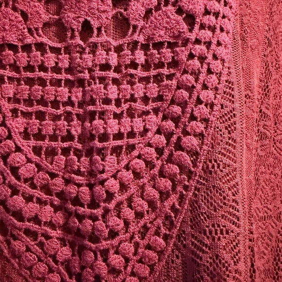 Xhilaration Burgundy Lace V Neck 3/4 Sleeve Dress Medium - Picture 7 of 13